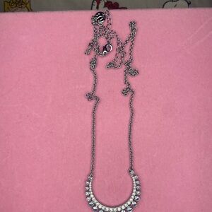 Elegant Necklace with Crystal Accents